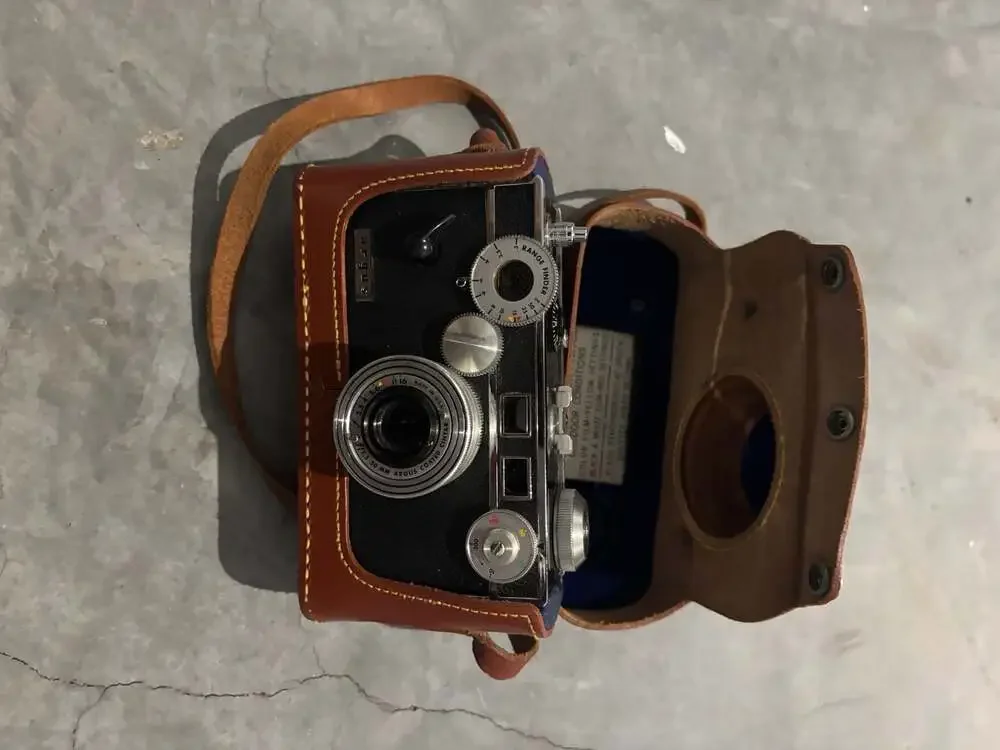 Vintage Argus C3 35mm Rangefinder Camera with Leather Case
